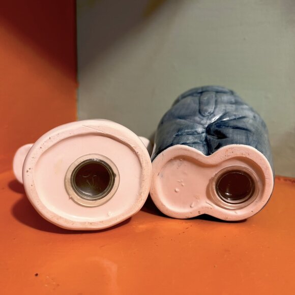 Rare Vintage T-Shirt & Jeans Salt & Pepper Shakers | Watermelons Kitchen Decor - Picture 7 of 10